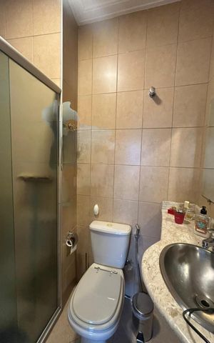 Casa à venda com 136m², 2 quartos e 2 vagas