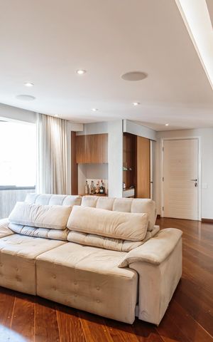 Apartamento à venda com 134m², 3 quartos e 2 vagas Apartamento à venda com 134m², 3 quartos e 2 vagasSala