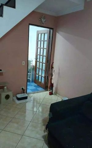Casa à venda com 99m², 2 quartos e 1 vaga