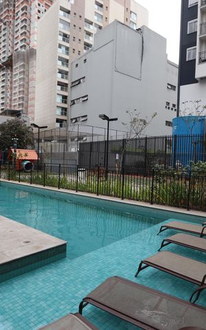 Apartamento à venda com 36m², 2 quartos e sem vagaÁrea comum - Piscina