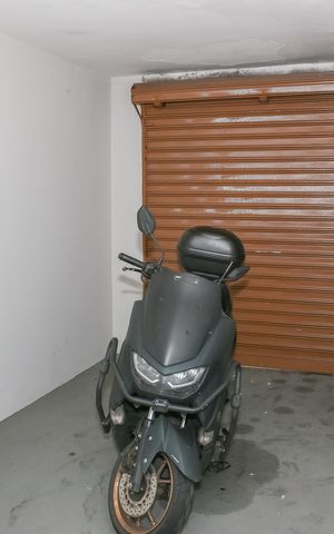 Casa à venda com 130m², 3 quartos e 1 vaga Casa à venda com 130m², 3 quartos e 1 vagaGaragem