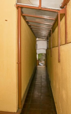 Casa à venda com 130m², 3 quartos e 1 vaga Casa à venda com 130m², 3 quartos e 1 vagaÁrea de Serviço