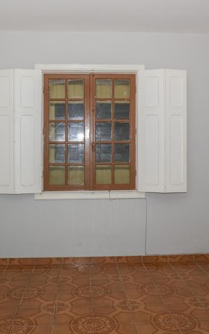 Casa à venda com 130m², 3 quartos e 1 vaga Casa à venda com 130m², 3 quartos e 1 vagaSala