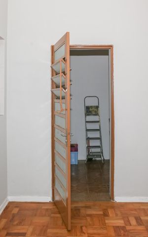 Casa à venda com 130m², 3 quartos e 1 vaga Casa à venda com 130m², 3 quartos e 1 vagaQuarto de Serviço