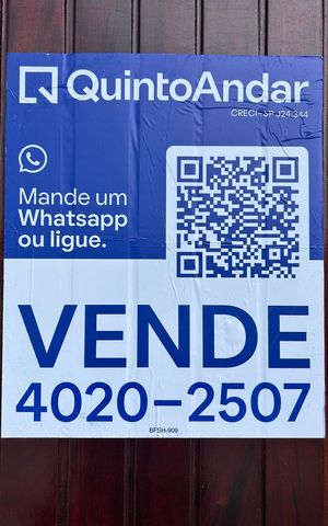 Casa à venda com 240m², 5 quartos e 2 vagas Casa à venda com 240m², 5 quartos e 2 vagasPlaca
