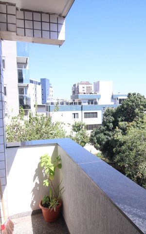 Apartamento à venda com 100m², 3 quartos e 2 vagasVaranda