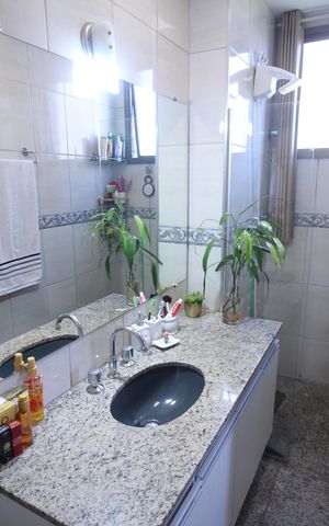 Apartamento à venda com 100m², 3 quartos e 2 vagasSuite Quarto 1