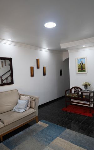 Casa para alugar com 300m², 3 quartos e 2 vagasSala