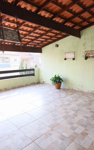 Casa para alugar com 300m², 3 quartos e 2 vagasVaranda