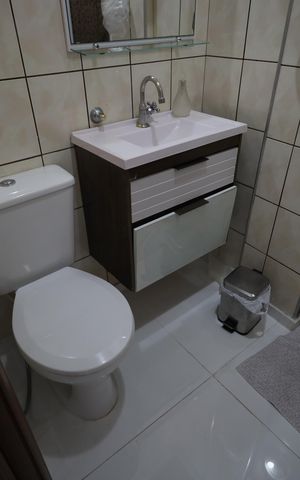 Casa para alugar com 300m², 3 quartos e 2 vagasBanheiro 1
