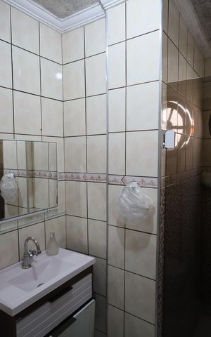 Casa para alugar com 300m², 3 quartos e 2 vagasBanheiro 1