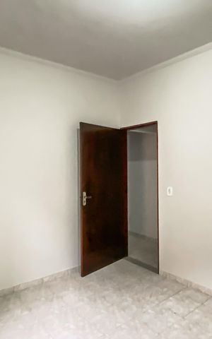 Casa para alugar com 230m², 4 quartos e 1 vaga Casa para alugar com 230m², 4 quartos e 1 vagaQuarto 1