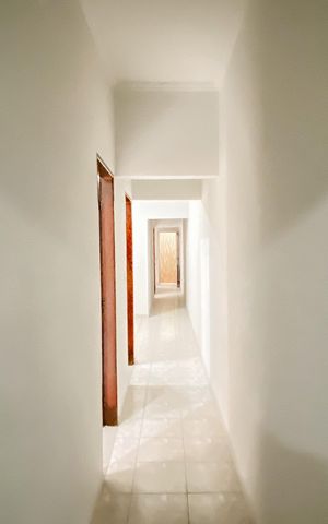 Casa para alugar com 230m², 4 quartos e 1 vaga Casa para alugar com 230m², 4 quartos e 1 vagaCorredor