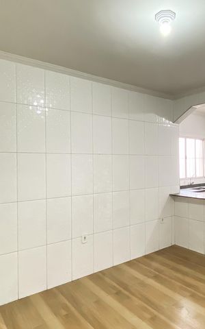 Casa para alugar com 230m², 4 quartos e 1 vaga Casa para alugar com 230m², 4 quartos e 1 vagaCozinha