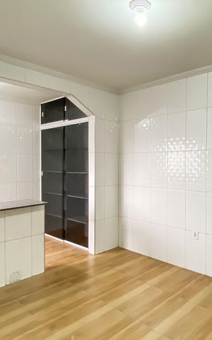 Casa para alugar com 230m², 4 quartos e 1 vaga Casa para alugar com 230m², 4 quartos e 1 vagaCozinha