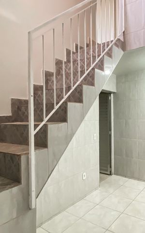 Casa para alugar com 230m², 4 quartos e 1 vaga Casa para alugar com 230m², 4 quartos e 1 vagaÁrea de Serviço