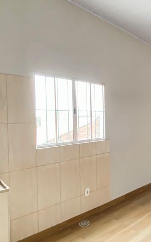 Casa para alugar com 230m², 4 quartos e 1 vaga Casa para alugar com 230m², 4 quartos e 1 vagaÁrea de Serviço