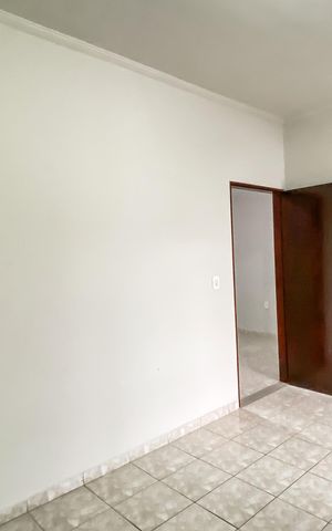 Casa para alugar com 230m², 4 quartos e 1 vaga Casa para alugar com 230m², 4 quartos e 1 vagaSuite