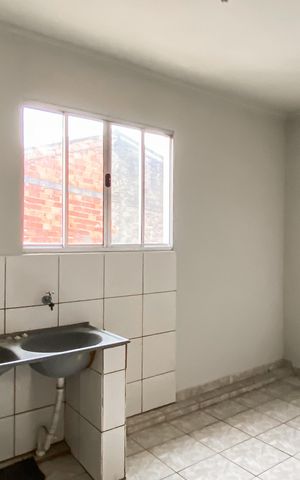 Casa para alugar com 230m², 4 quartos e 1 vaga
