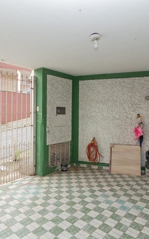 Casa para alugar com 100m², 3 quartos e 1 vaga Casa para alugar com 100m², 3 quartos e 1 vagaGaragem