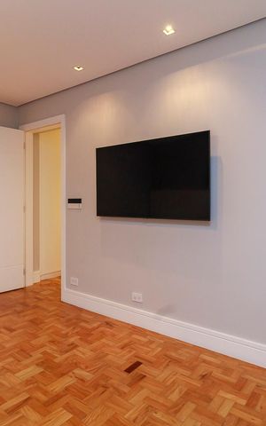 Apartamento à venda com 244m², 3 quartos e 3 vagas Apartamento à venda com 244m², 3 quartos e 3 vagasSuíte 3