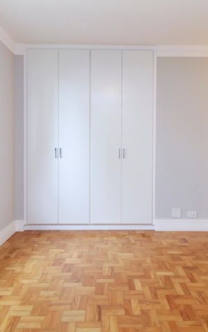 Apartamento à venda com 244m², 3 quartos e 3 vagas Apartamento à venda com 244m², 3 quartos e 3 vagasSuíte 1