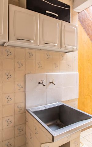 Casa para alugar com 100m², 2 quartos e 1 vaga Casa para alugar com 100m², 2 quartos e 1 vagaArea de Serviço
