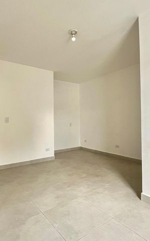 Casa à venda com 148m², 4 quartos e 1 vaga Casa à venda com 148m², 4 quartos e 1 vagaSuite