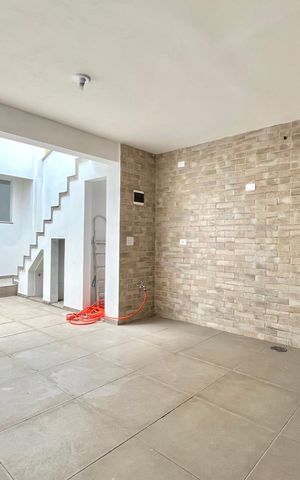Casa à venda com 148m², 4 quartos e 1 vaga Casa à venda com 148m², 4 quartos e 1 vagaQuintal