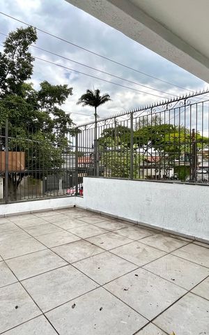 Casa à venda com 148m², 4 quartos e 1 vaga Casa à venda com 148m², 4 quartos e 1 vagaVaranda do Quarto 4