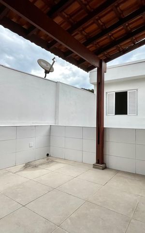 Casa à venda com 148m², 4 quartos e 1 vaga Casa à venda com 148m², 4 quartos e 1 vagaÁrea de Serviço