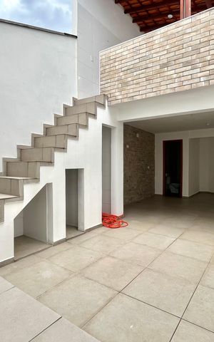 Casa à venda com 148m², 4 quartos e 1 vaga Casa à venda com 148m², 4 quartos e 1 vagaQuintal