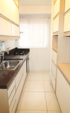 Apartamento para alugar com 72m², 2 quartos e 2 vagasCozinha