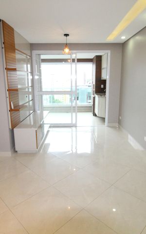 Apartamento para alugar com 72m², 2 quartos e 2 vagasSala