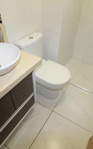 Apartamento para alugar com 72m², 2 quartos e 2 vagasBanheiro da Suíte