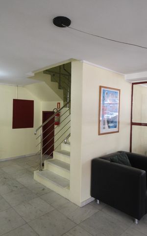 Apartamento à venda com 75m², 3 quartos e 1 vagaÁrea comum