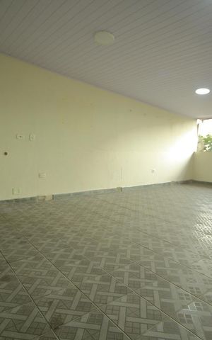 Casa para alugar com 100m², 1 quarto e sem vagaÁrea de Serviço