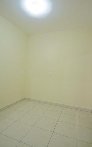 Casa para alugar com 100m², 1 quarto e sem vagaSuíte 