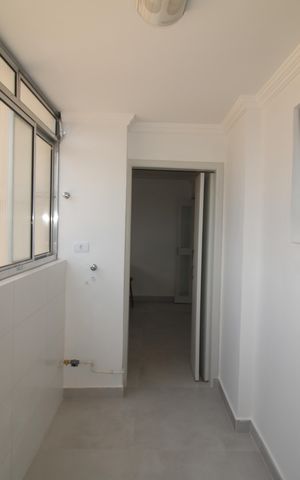Apartamento à venda com 90m², 2 quartos e 2 vagasÁrea De Serviço