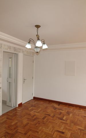 Apartamento à venda com 90m², 2 quartos e 2 vagasSala