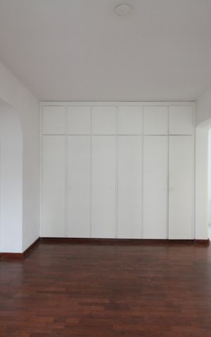 Apartamento para alugar com 102m², 2 quartos e 1 vagasuíte 