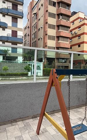 Casa para alugar com 75m², 2 quartos e 2 vagas Casa para alugar com 75m², 2 quartos e 2 vagasFachada