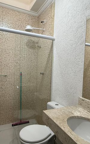 Casa para alugar com 75m², 2 quartos e 2 vagas Casa para alugar com 75m², 2 quartos e 2 vagasBanheiro Suíte