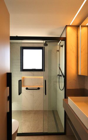 Apartamento para alugar com 105m², 1 quarto e 2 vagas Apartamento para alugar com 105m², 1 quarto e 2 vagasBanheiro 1 da suíte