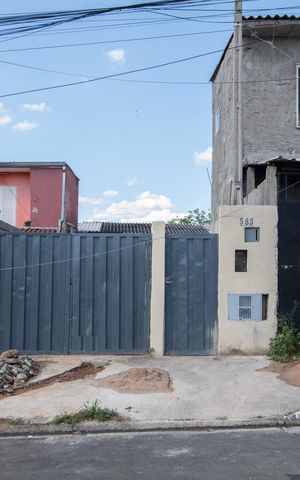 Casa para alugar com 270m², 3 quartos e 5 vagas Casa para alugar com 270m², 3 quartos e 5 vagasFachada