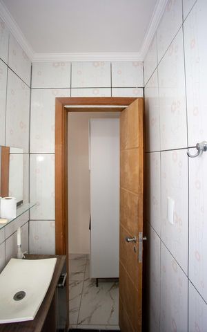 Casa para alugar com 64m², 2 quartos e 1 vagaBanheiro