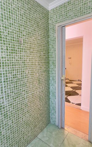 Apartamento à venda com 65m², 2 quartos e sem vaga Apartamento à venda com 65m², 2 quartos e sem vagaBanheiro