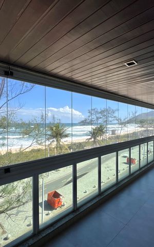Apartamento para alugar com 157m², 2 quartos e 3 vagas Apartamento para alugar com 157m², 2 quartos e 3 vagasVaranda