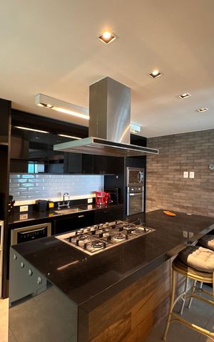 Apartamento para alugar com 157m², 2 quartos e 3 vagas Apartamento para alugar com 157m², 2 quartos e 3 vagasCozinha