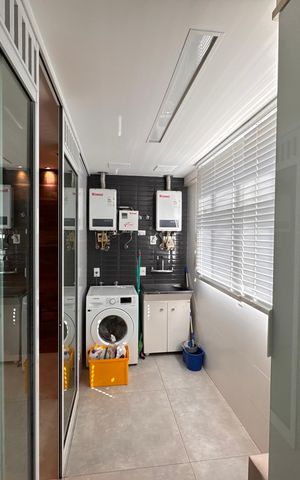 Apartamento para alugar com 157m², 2 quartos e 3 vagas Apartamento para alugar com 157m², 2 quartos e 3 vagasÁrea de Serviço